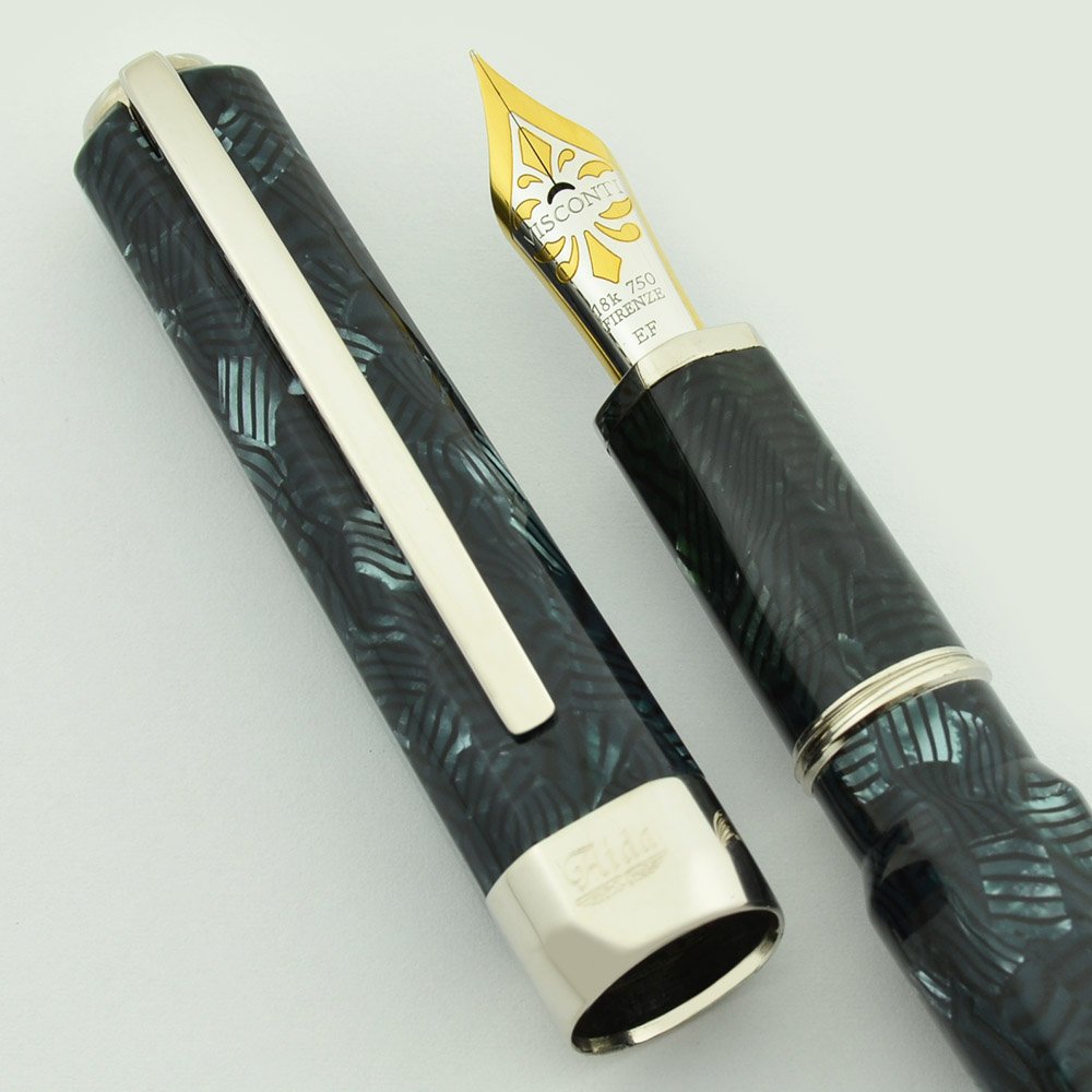 Visconti Opera 限定　Aida 万年筆　18k Visconti Aida LE Fountain Pen - Blue Candy Stripe Celluloid, Pd